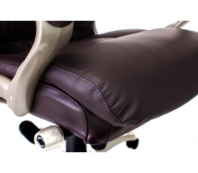 Кресло руководителя Бюрократ T-9916/BROWN коричневый рец.кожа/кожзам
