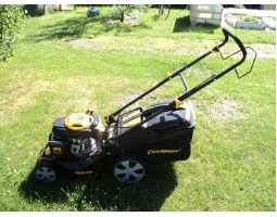 Газонокосилка бензиновая Champion LM4627-foto3