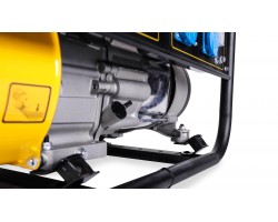 Бензиновый генератор Champion GG2801-foto6