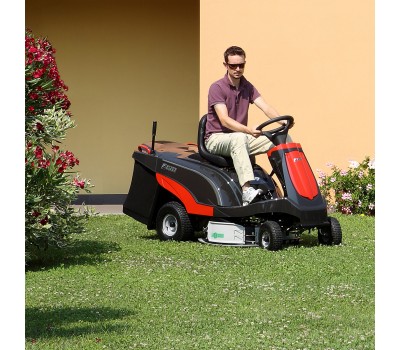 Газонокосилка с сиденьем бензиновая EFCO Zephyr 72/13 H