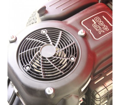 Газонокосилка с сиденьем (трактор) EVOline TRG 84 M