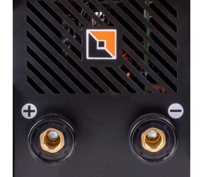 Сварочный аппарат UNO MMA 200 SYN