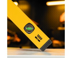 Уровень алюминиевый, магнит, фрезерованный, 3 глазка (1 зеркал.) 0,5 мм/м, 1000 мм Denzel-foto18