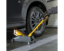 Домкрат гидравлический подкатной, 2 т, 135-385 мм, в пласт. кейсе Denzel-foto20