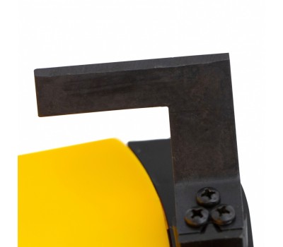 Триммер бензиновый DTL-33S, 33 см3, разъемная штанга, состоит из 2 частей Denzel