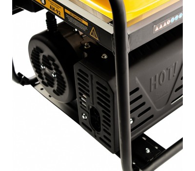 Генератор бензиновый GE 7900, 6.5 кВт, 220 В/50 Гц, 25 л, ручной пуск Denzel