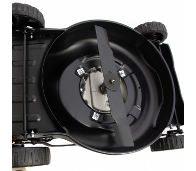 Газонокосилка бензиновая GLD-420, 146 см3, ширина 42 см, 40 л Denzel