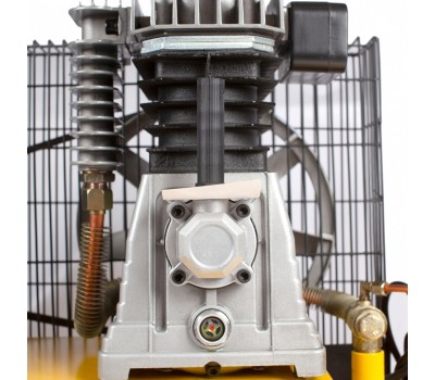 Компрессор воздушный BCI2300/100, ременный привод, 2.3 кВт, 100 литров, 400 л/мин Denzel