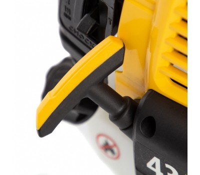 Триммер бензиновый DT 43, 43 см3, 2.5 л. с, неразъемная штанга, состоит из 2 частей Denzel