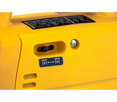 Генератор инверторный GT-2200iS, 2.2 кВт, 230 В, бак 4 л, закрытый корпус, ручной старт Denzel