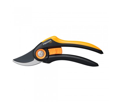 Секатор FISKARS плоскостной Plus P521