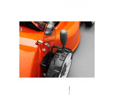 Газонокосилка бензиновая Husqvarna LC140