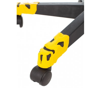 Кресло игровое Zombie GAME 17 черный/желтый текстиль/эко.кожа крестовина пластик