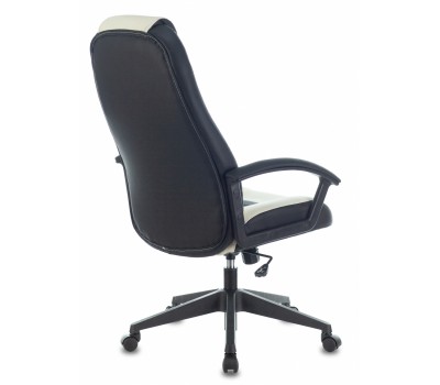 Кресло игровое Zombie Viking-8 белый/черный эко.кожа крестовина пластик