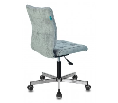 Кресло Бюрократ CH-330M серо-голубой Light-28 крестовина металл хром