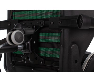 Кресло игровое Zombie VIKING TANK черный/серый/белый эко.кожа с подголов. крестовина металл