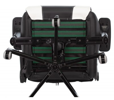 Кресло игровое Zombie VIKING TANK черный/серый/белый эко.кожа с подголов. крестовина металл