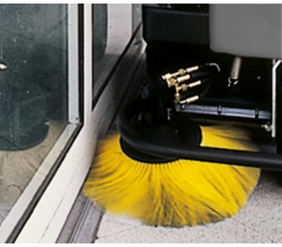 Подметально-Всасывающая МашинаKM 100/100 R G