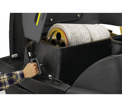 Подметально-Всасывающая МашинаKM 100/100 R Bp Pack