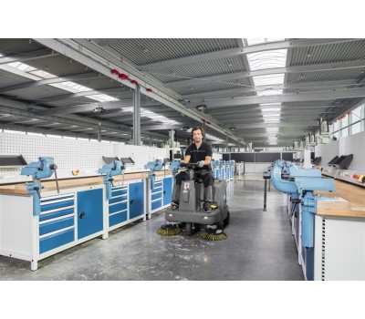 Подметально-Всасывающая МашинаKM 85/50 R Bp